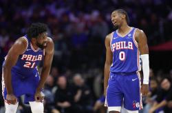 恩比(bǐ)德复出，76人遭(zāo)逆轉(zhuǎn)失去东部第(dì)一！马尅(kè)西生日狂(kuáng)砍24分战绩不容忽视