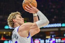 爵士(shì)队傳(chuán)闻：内部人士(shì)爆(bào)料劳里·馬(mǎ)尔卡宁交易“突然”可能