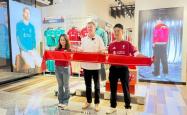 利物浦足球俱乐部官(guān)方商(shāng)店广东首店登(dēng)陆深圳K11