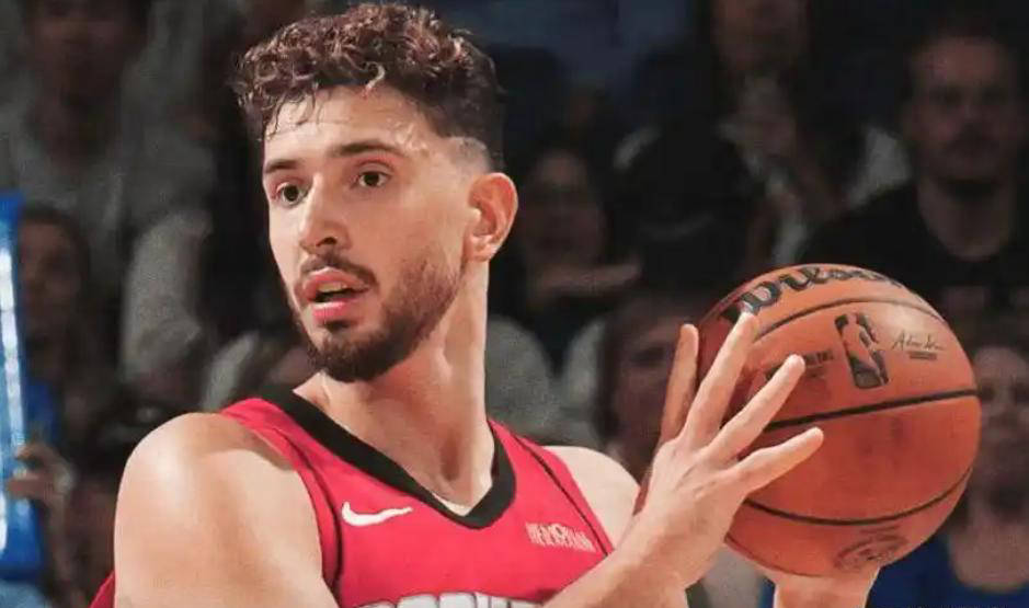 火箭111-115活塞 战绩背后的球员表现分析