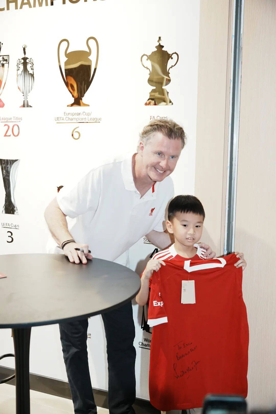 利物浦足球俱乐部官方商店广东首店登陆深圳K11