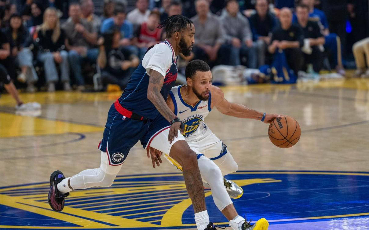 快船战绩平平，需解决怪圈问题