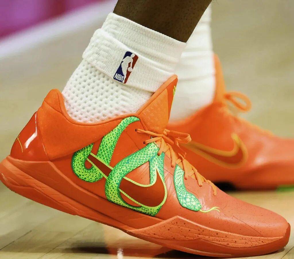 NBA 上脚合集！这几双 PE 不常见！