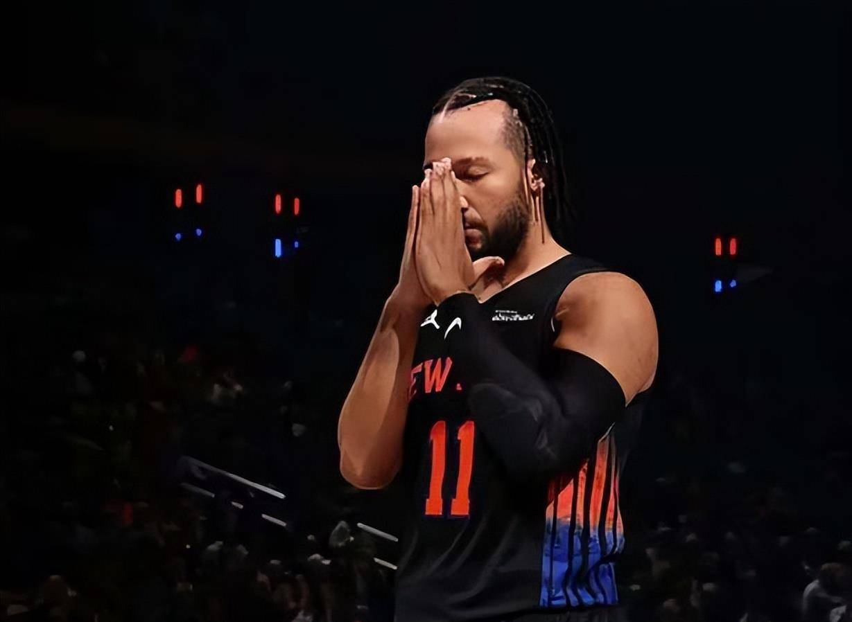 NBA全明星预测引争议，詹姆斯哈登双双落选，文班亚马替补不冤