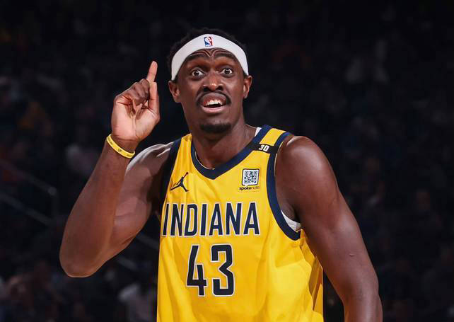 追梦格林指责西亚卡姆假摔，引发争议