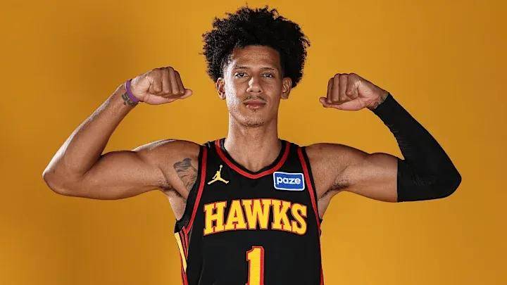 NBA第一笔交易达成，球队老大惨遭抛弃，一个选秀权都换不回来